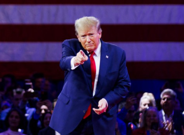 特朗普支持率下滑至 39% 受经济问题的拖累