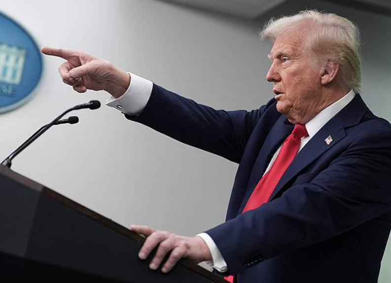 特朗普称俄罗斯还有10天时间与乌克兰达成协议